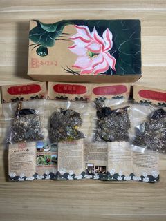 Lotus Tea Gift Set with Handpainted Box from Vietnam