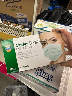 （分類：）位於 。 由 alexsecondhand 提交（商品編號 1293653896，圖片 1）。簡介： 。