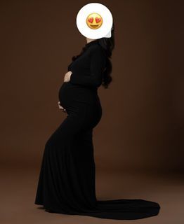 Maternity photoshoot gown