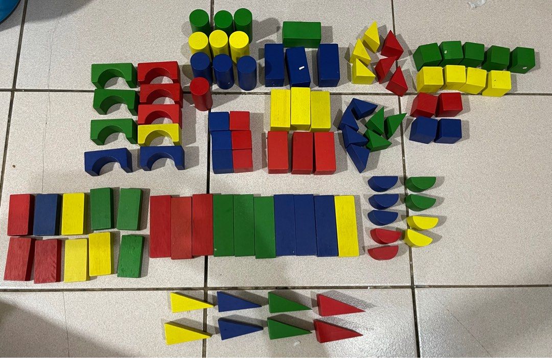 Melissa and Doug Wood blocks (Category: Educational & Learning Toys) located in Quezon City. Submitted by welcomeom (Listing ID 1293702626, Image 3). Description: Pls refer to pics for actual nunber of blocks. .