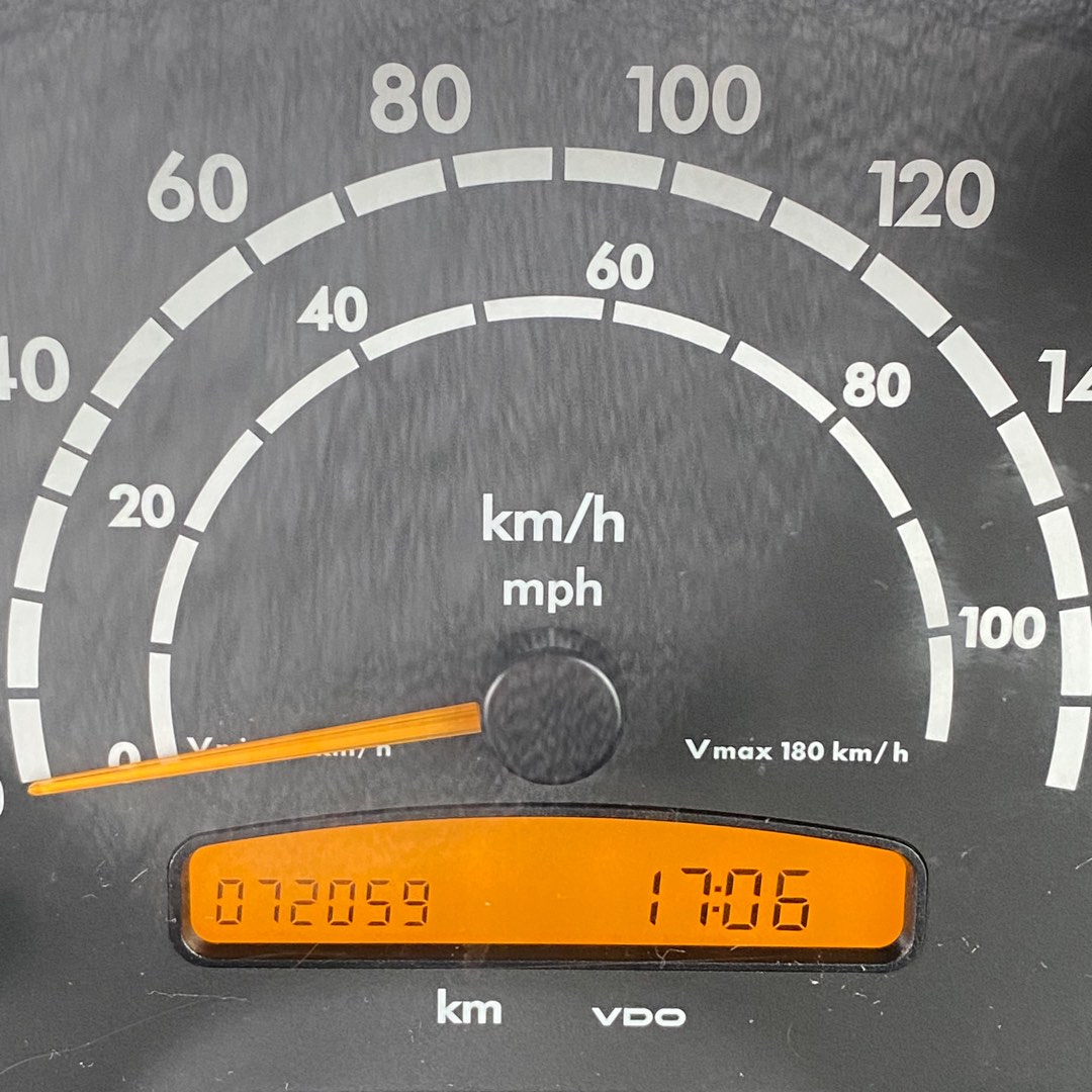 Mercedes-Benz G300 CDI Professional Auto62863173562371114