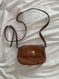 (Category: ) located in . Submitted by shavypreloved (Listing ID 1293690820, Image 1). Description: .