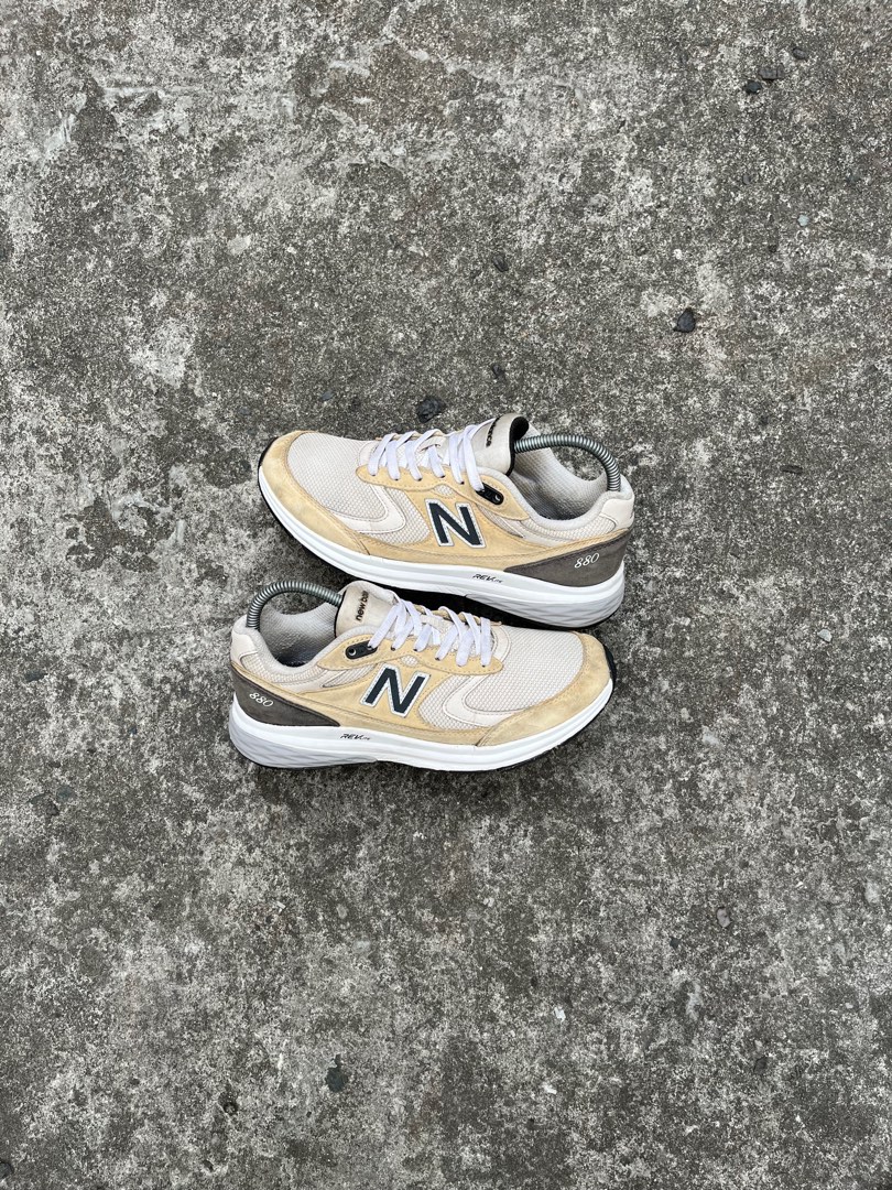 New balance shop 880 beige