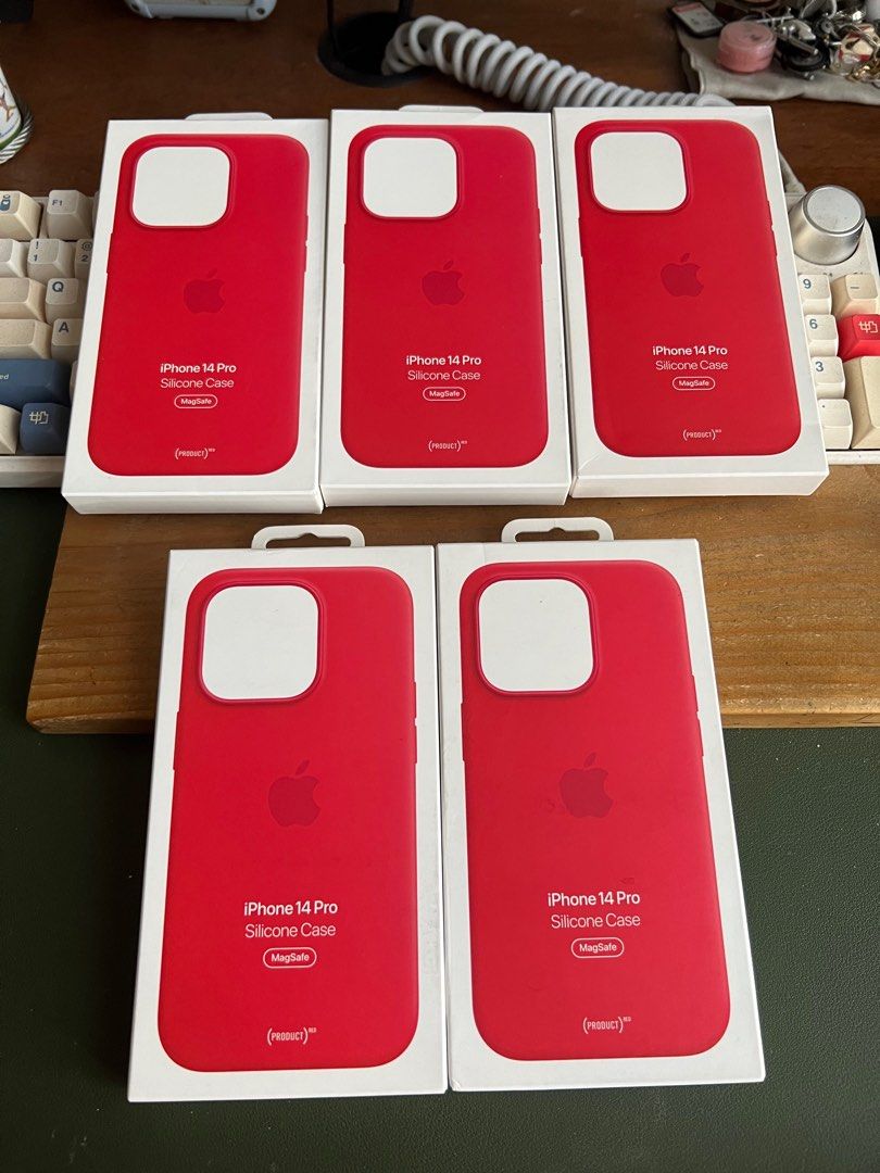 Original Apple Silicone MagSafe Case for iPhone 14 Pro [RED] (Category: Cases & Sleeves) located in Manila. Submitted by razelysonn (Listing ID 1293640374, Image 1). Description: Fixed price, all sealed 6pcs left.