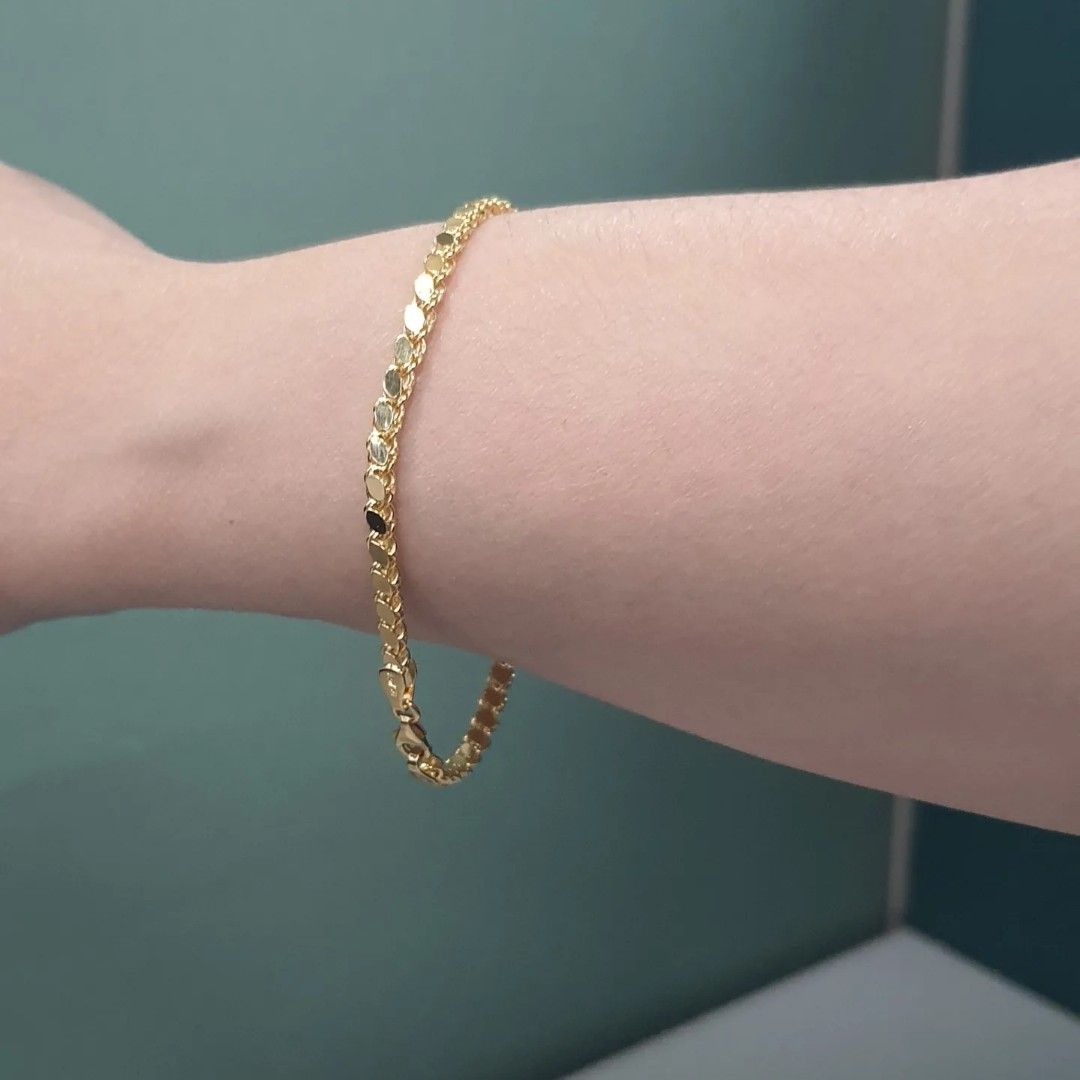 Best gold bracelet designs for women - YouTube