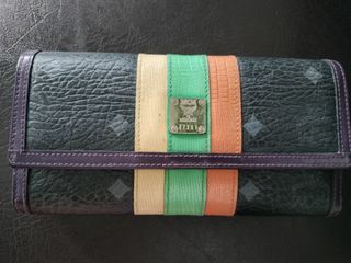 Preloved mcm long wallet
