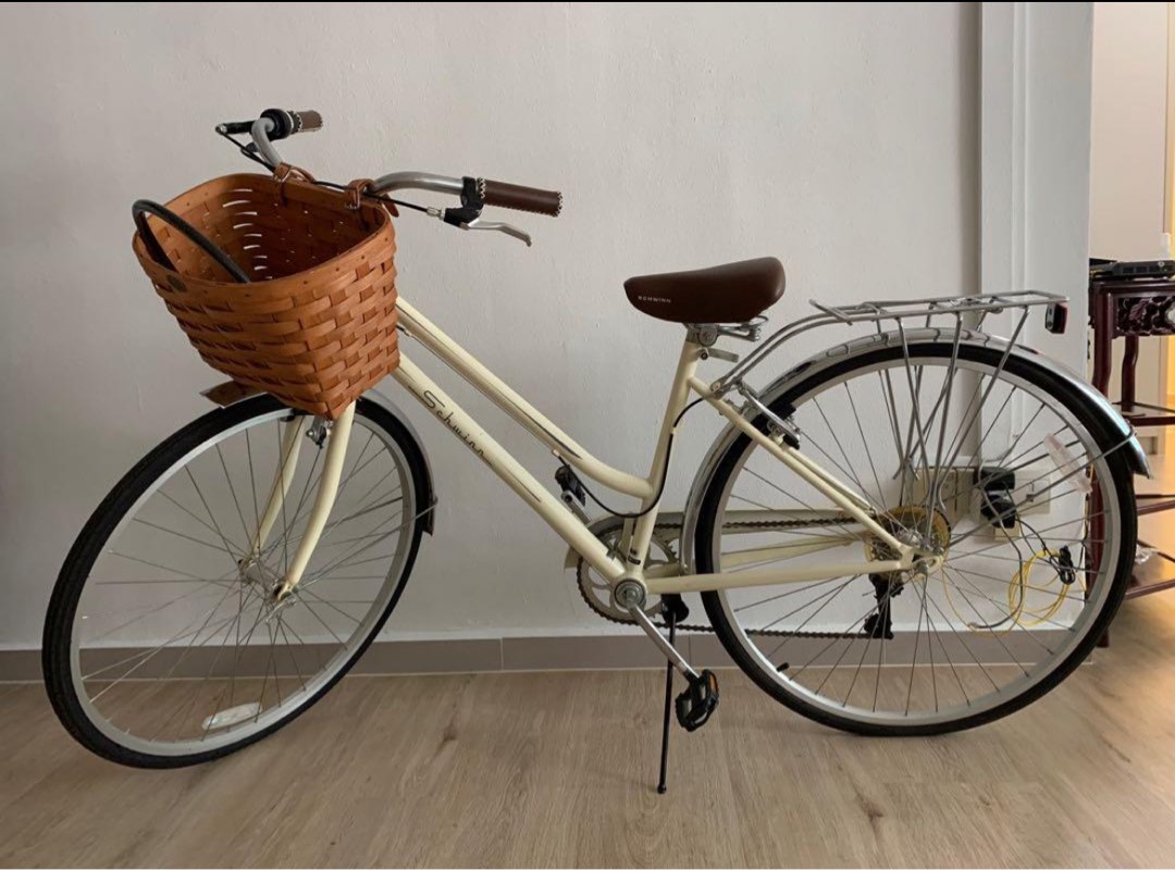 Schwinn gateway 28 hybrid bike cream top