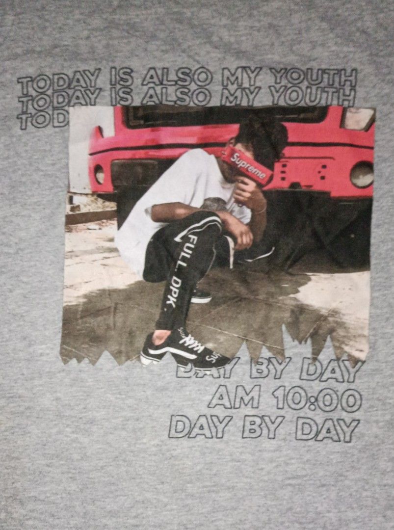 Supreme Shirt (Category: Tshirts & Polo Shirts ) located in General Santos City (Dadiangas). Submitted by Serde (Listing ID 1293590763, Image 2). Description: Supreme Shirt Unisex No wash tag Dimension: 19.5x26 Like new Issue: None.