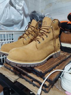 Tjmberland 6 inch boots