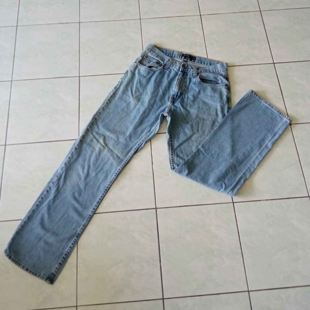 Tommy hilfiger freedom jeans store