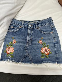 (Category: ) located in . Submitted by easy_finds (Listing ID 1293668556, Image 1). Description: .