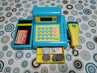 Toy cash register (preloved)