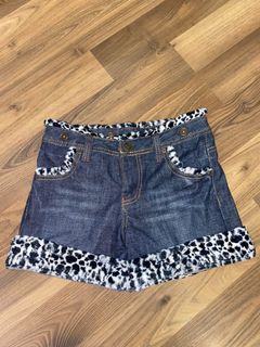 (Category: ) located in . Submitted by pochaaa (Listing ID 1293628158, Image 1). Description: .