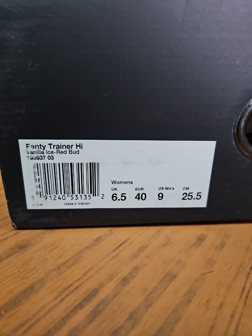 Fenty by rihanna on sale trainer high knee