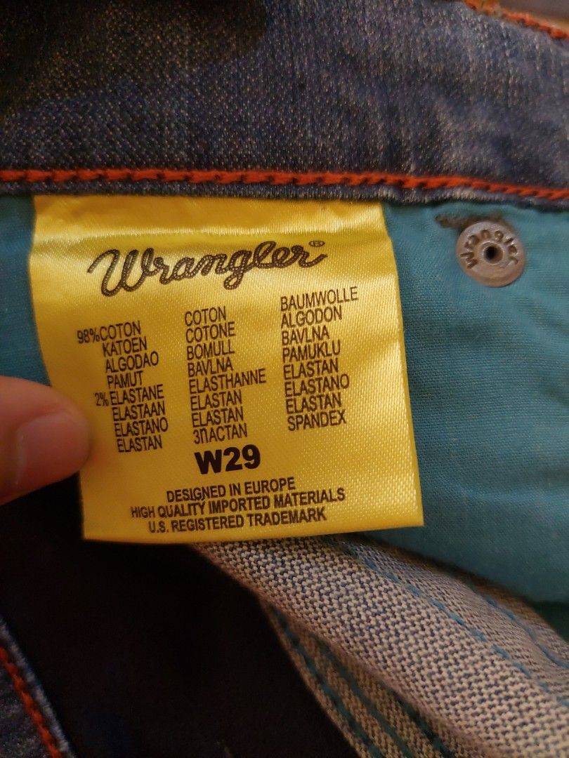 wrangler jeans, Women's Fashion, Bottoms, Jeans on Carousell