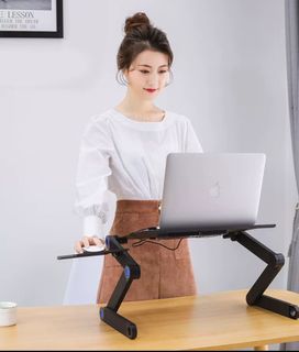 流動電腦枱。