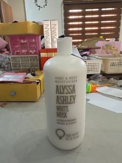 Alyssa Ashley White Musk 750ml