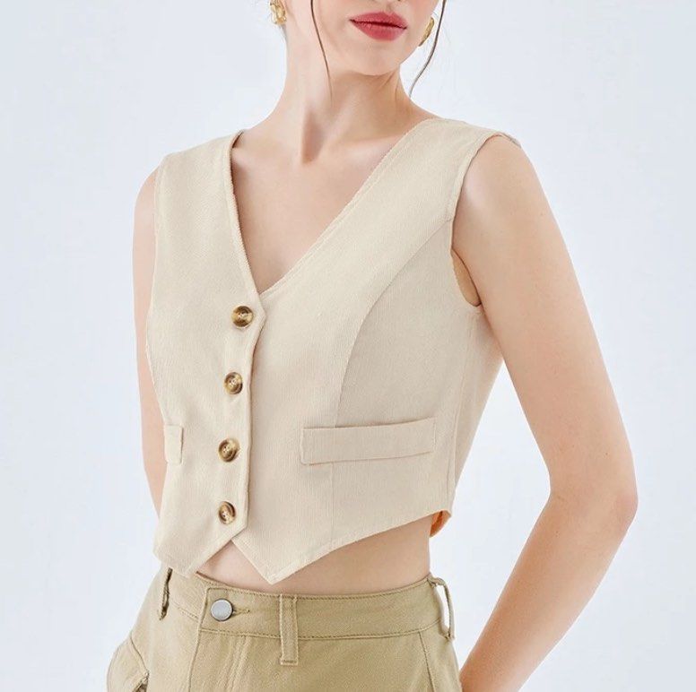 Apricot Vintage Plain Button Front V-neck Sleeveless Crop Vest Top, Women's  Fashion, Tops, Sleeveless on Carousell