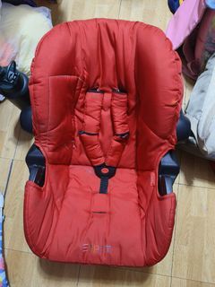 Baby Carrier Car seat Esprit brand No issues