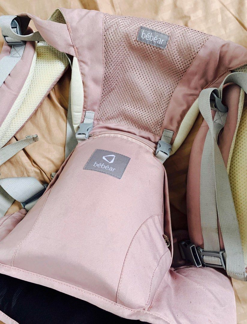 Bebear Hipseat Carrier (Category: Carriers & Slings) located in Las Pinas. Submitted by babyandmommapreloved (Listing ID 1293817161, Image 2). Description: .