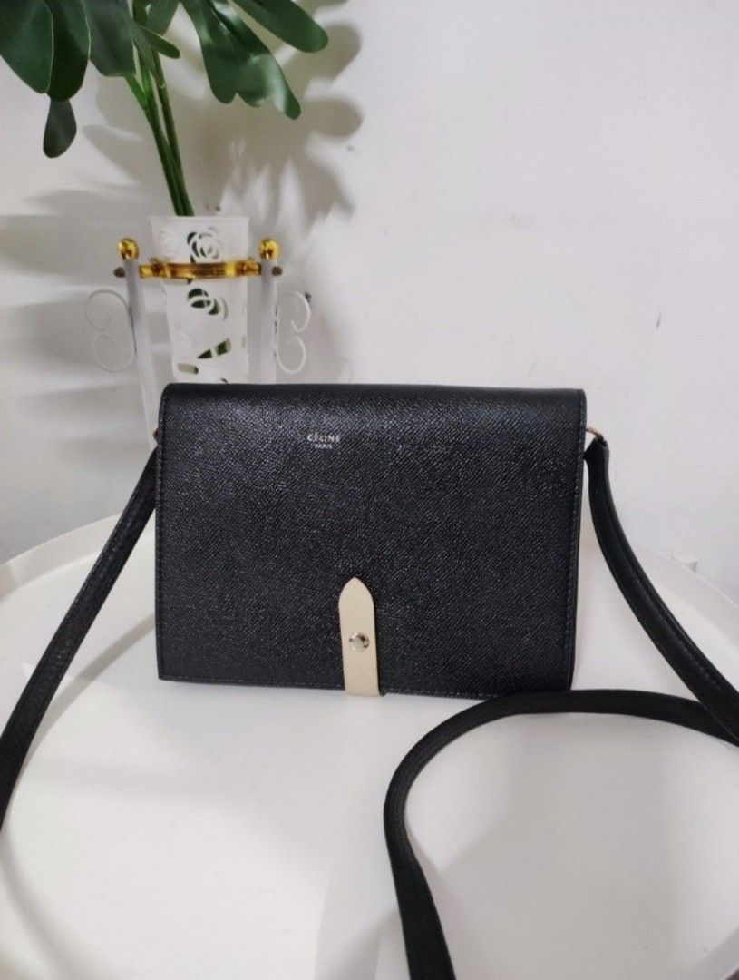 Celine trotteur wallet outlet