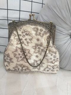 Elegant vintage Evening formal mini clutch bag