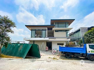 Enclave alabang 7 bedroom house with pool for sale