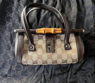 (Category: ) located in . Submitted by munikbutik (Listing ID 1293269439, Image 1). Description: .