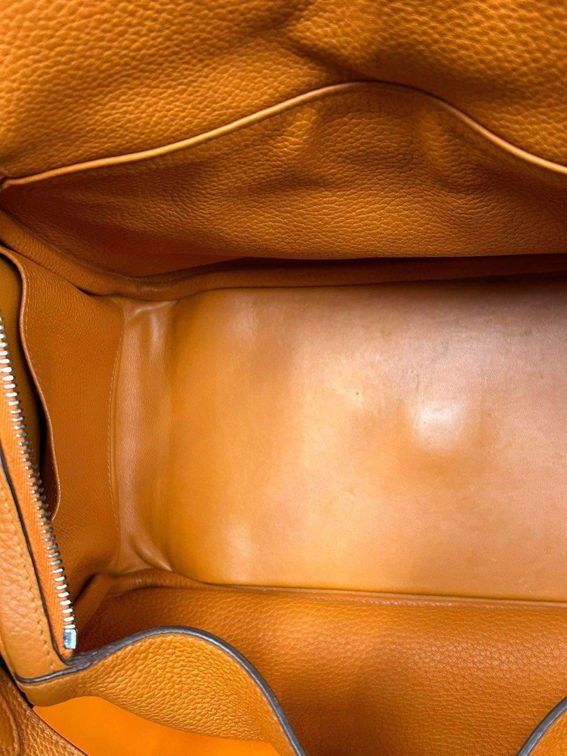 Hermes Lindy 30 (Category: Luxury Bags & Wallets) located in Quezon City. Submitted by authenticandluxury_bags (Listing ID 1293764731, Image 3). Description: Rank A complete inclusions with entrupy cert ‼️.