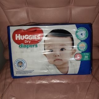 Huggies Dry Diapers Small
