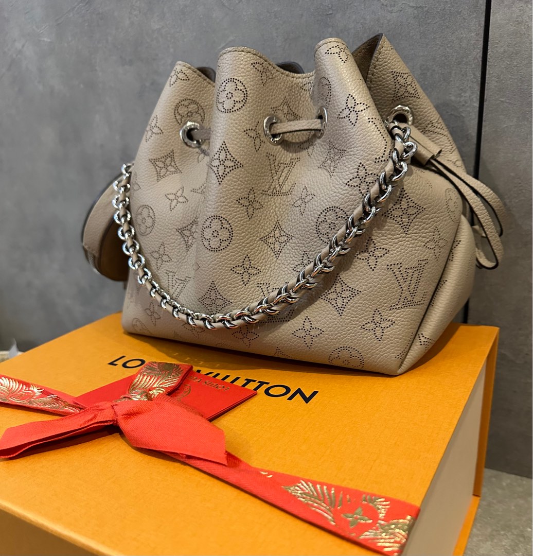 Lv bella bucket 2025