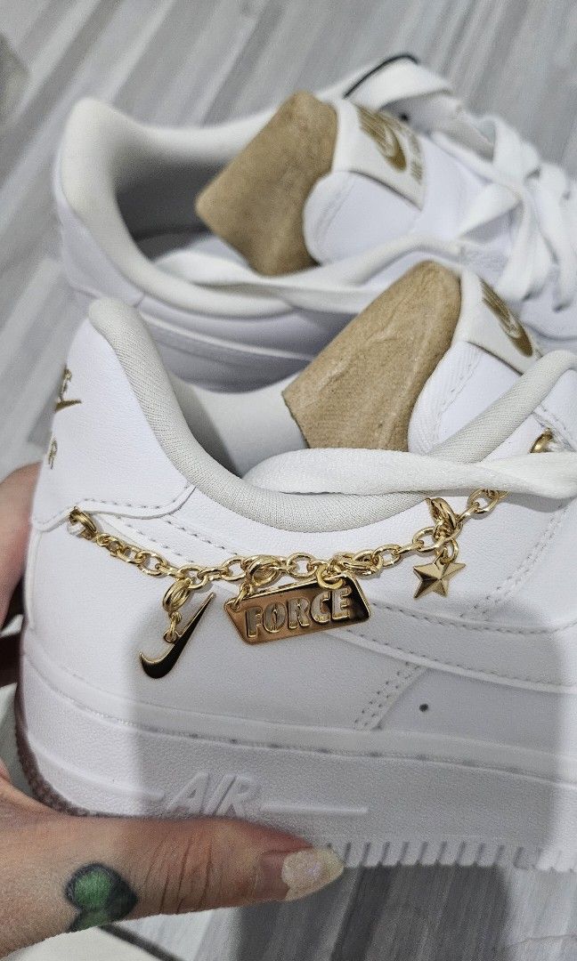Nike Air Force 1 Sneakers with limited edition logo chain accessories