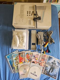 🔥Sale $158 Nintendo Wii U Console + Tablet (White Version), Video Gaming,  Video Game Consoles, Nintendo on Carousell
