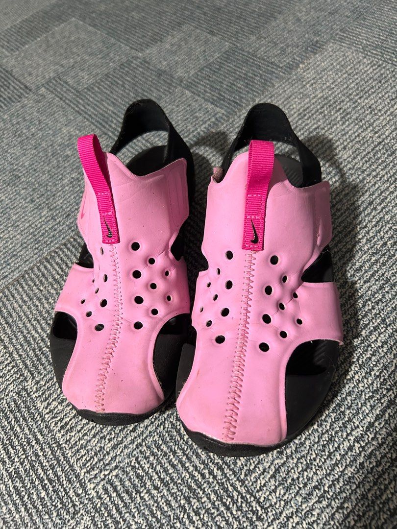 Preloved Nike sunray protect 2 size 13C UK12.5 (Category: Babies & Kids Fashion) located in San Jose del Monte. Submitted by devski (Listing ID 1293919628, Image 1). Description: Rately used. Rfs: outgrown No box included Uk 12.5 US 13C EU 31 CM 19 Shipping via lalamove or j&t. Shipping fee shouldered by buyer.