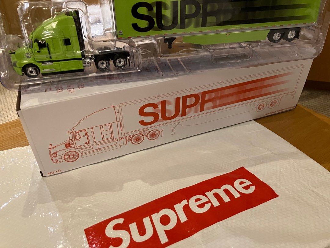 Supreme First Gear@ Truck, 名牌, 飾物及配件- Carousell