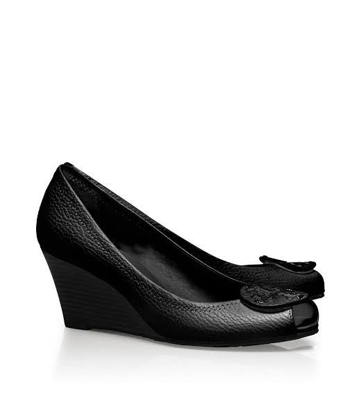 Tory burch sally Women s Fashion Footwear Wedges on Carousell
