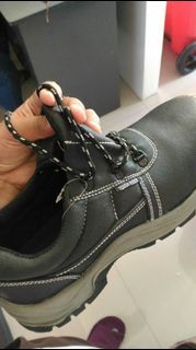 TOUGH RIDER SAFETY SHOES
