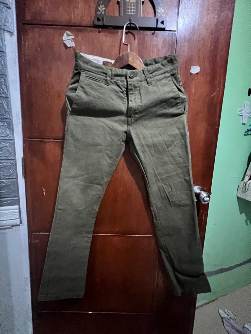 Volcom DG pants (Category: Jeans) located in Bulacan. Submitted by kenji_kun (Listing ID 1293851708, Image 1). Description: Size 28 waistline 30 length Almost bnew/used once only Pm for more photos and info Nego.