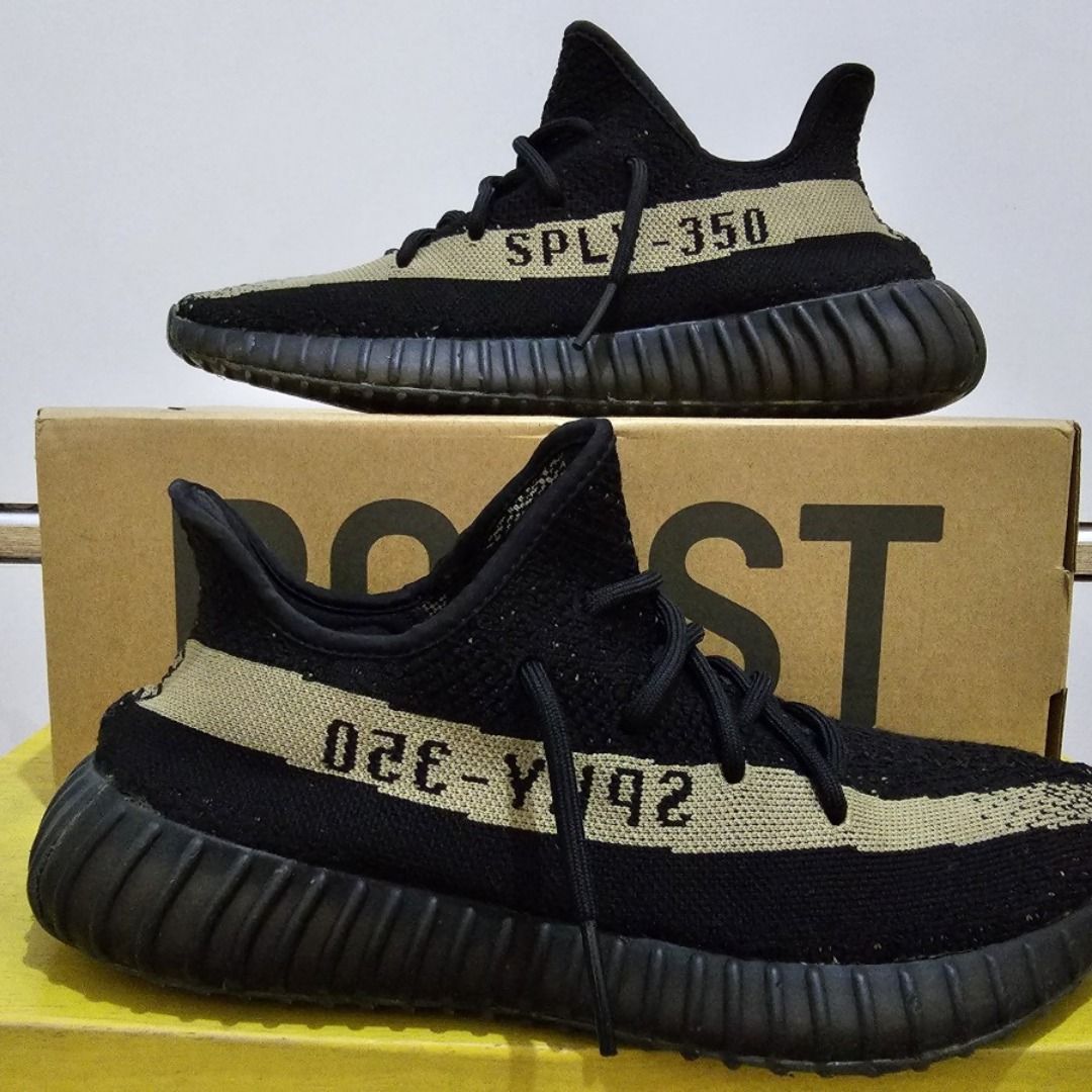 Yeezy Boost 350 V2 Core Black Cooper Size US 10 EU 44