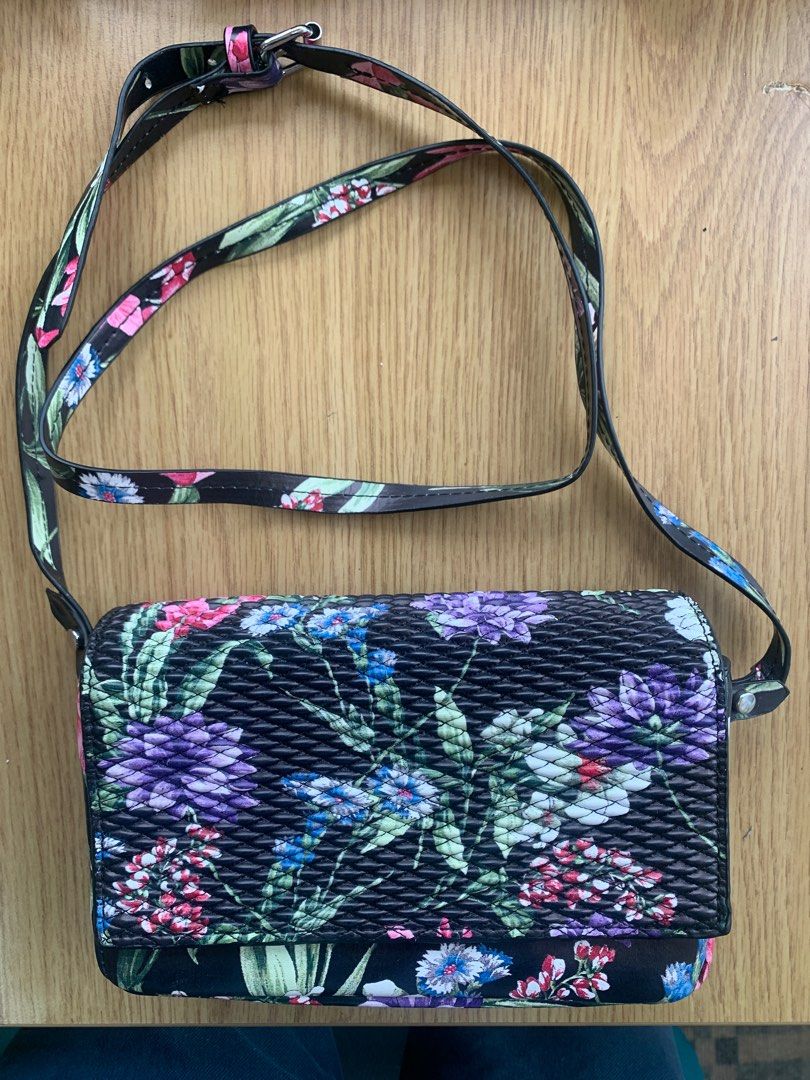Zara crossbody bag with floral strap discount