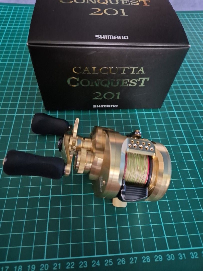 Shimano Fishing Calcutta Conquest 201A Baitcasting Reel