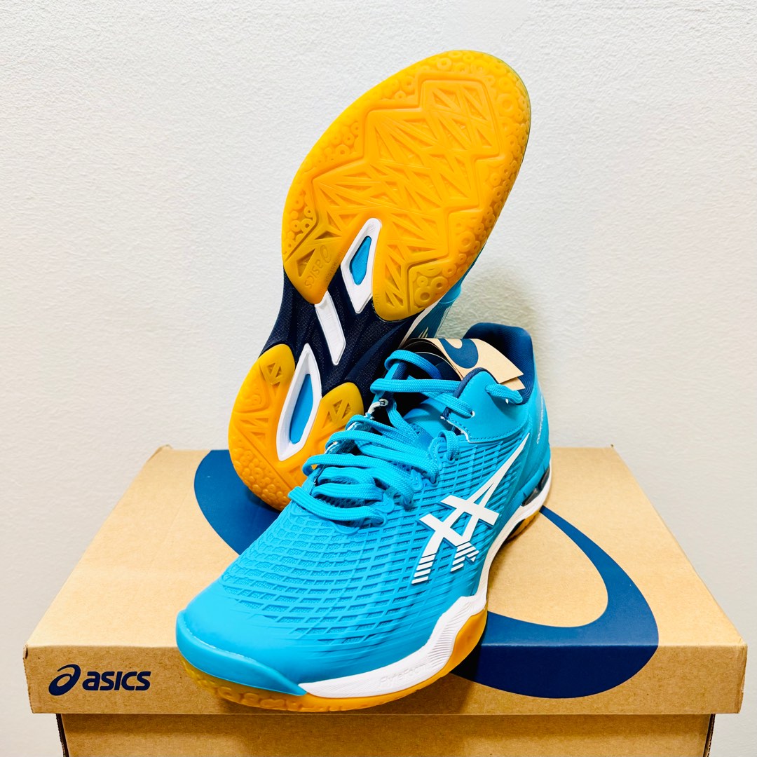 Asics brand hot sale discount