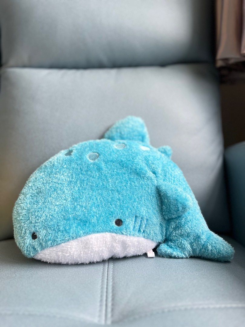 日本水族館系列小鯨魚, 興趣及遊戲, 玩具& 遊戲類- Carousell