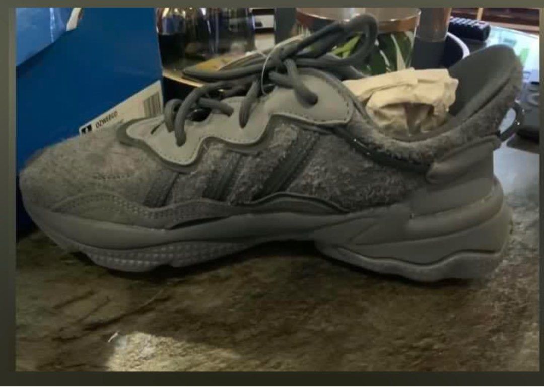 Ozweego 2 sizing outlet
