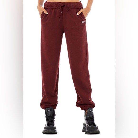 Alo Yoga Accolade Sweatpant, Women's Fashion, Activewear on Carousell