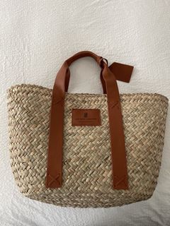 （分類：）位於 。 由 iris_corr 提交（商品編號 1290655529，圖片 1）。簡介： 。