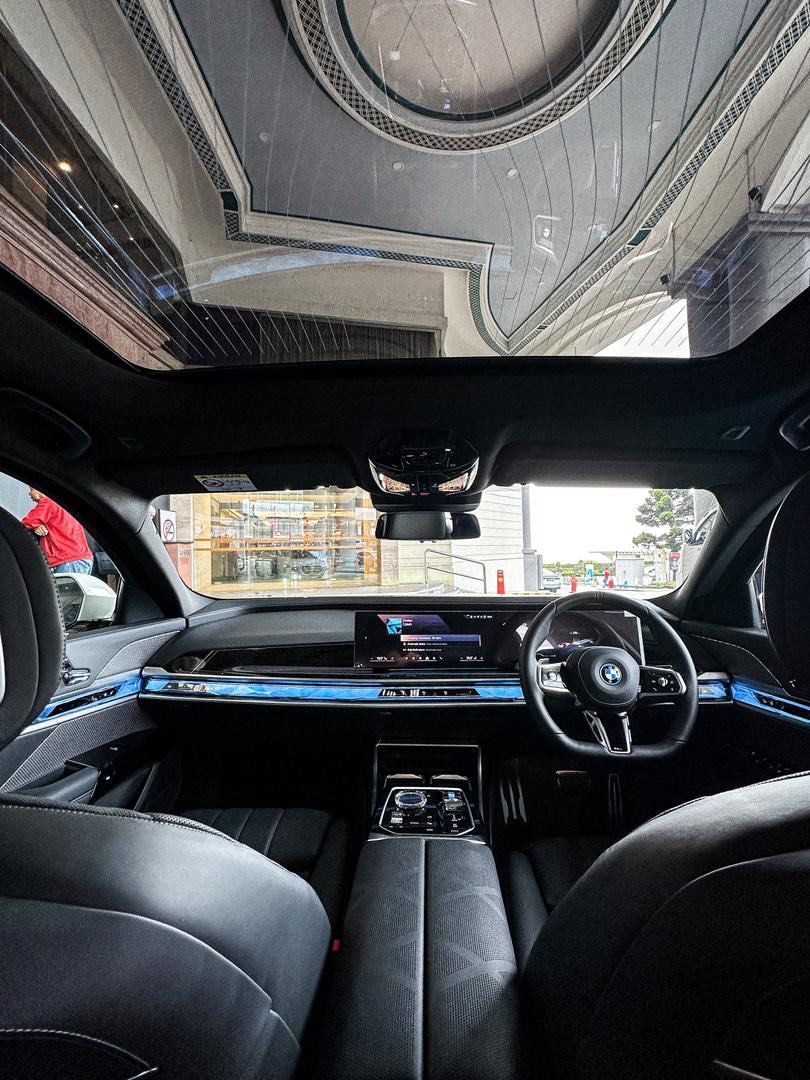 BMW i7 XDRIVE60i M SPORT ( A ) 2023/2024, Cars, Cars for Sale on Carousell