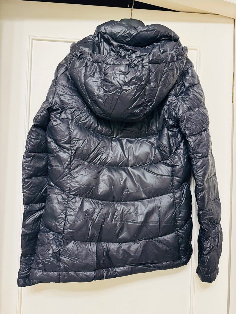 Calvin klein lightweight premium sales down