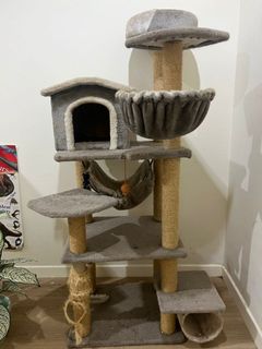 (Category: ) located in . Submitted by ohnosar (Listing ID 1290753466, Image 1). Description: .