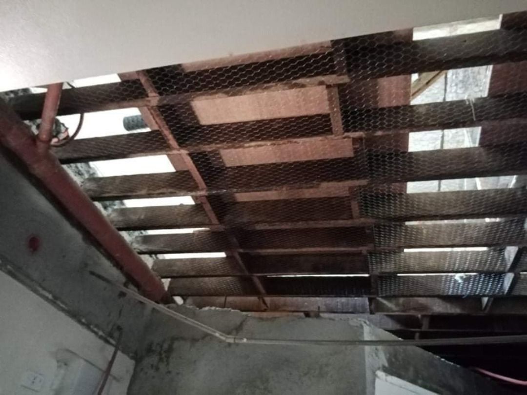 CHICKEN WIRE / WELDED WIRE MESH FOR INSULATION (Category: Construction & Building Materials) located in Marikina City. Submitted by christine_km8enterprises (Listing ID 1290772560, Image 2). Description: CHICKEN WIRE / WELDED WIRE MESH Uses❗ 📌 Use for building inside and outside plaster reinforcement 📌Essentials piece of plastering work 📌 It creates long lasting plaster coating for absolutely all surface of concrete and bricks to wood and even